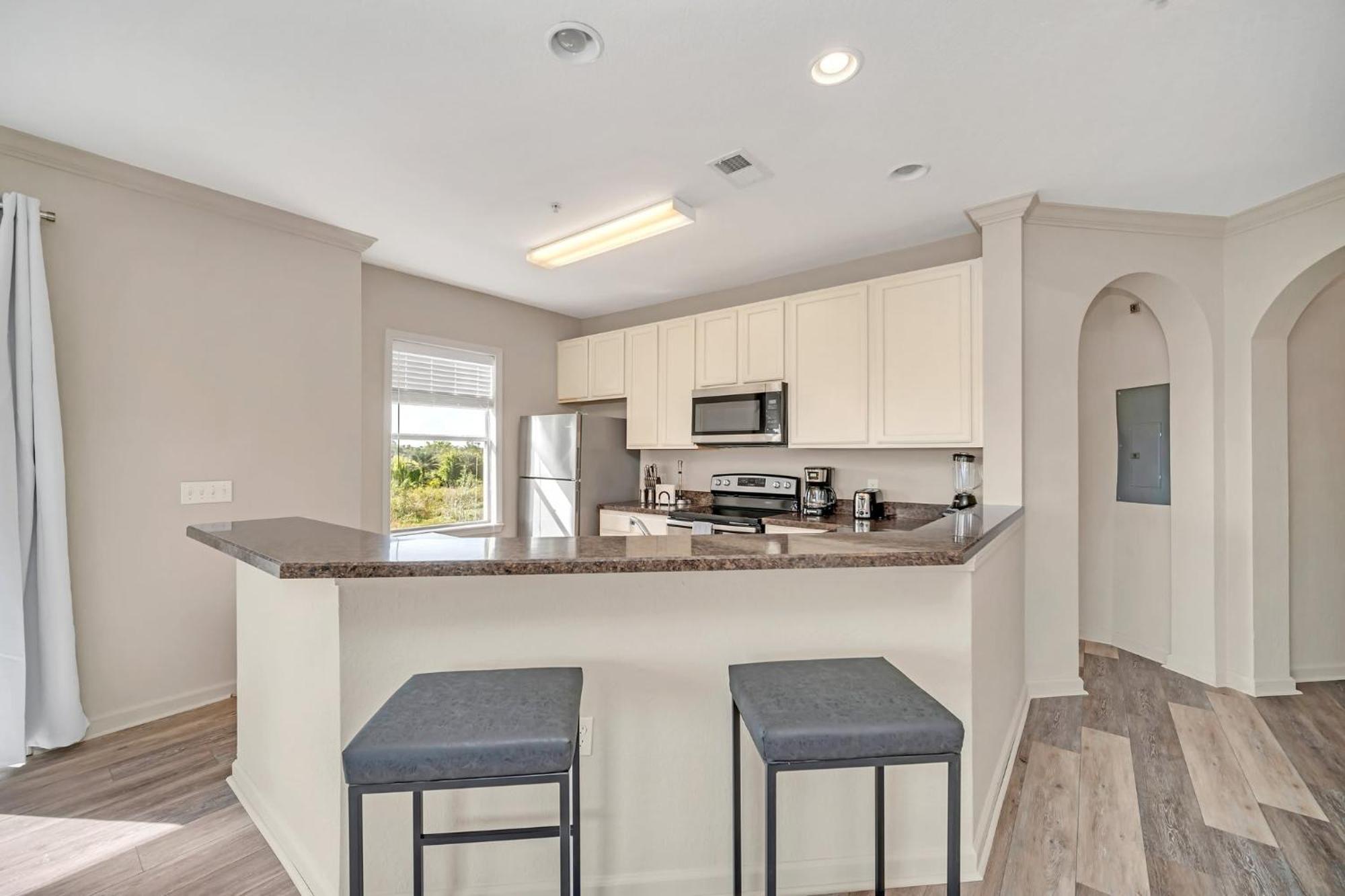 Spacious 2Br Condo W Pool & Hot Tub Near Disney Orlando Bagian luar foto